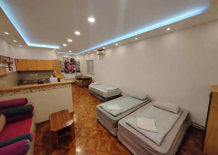 Magenta Apartments
