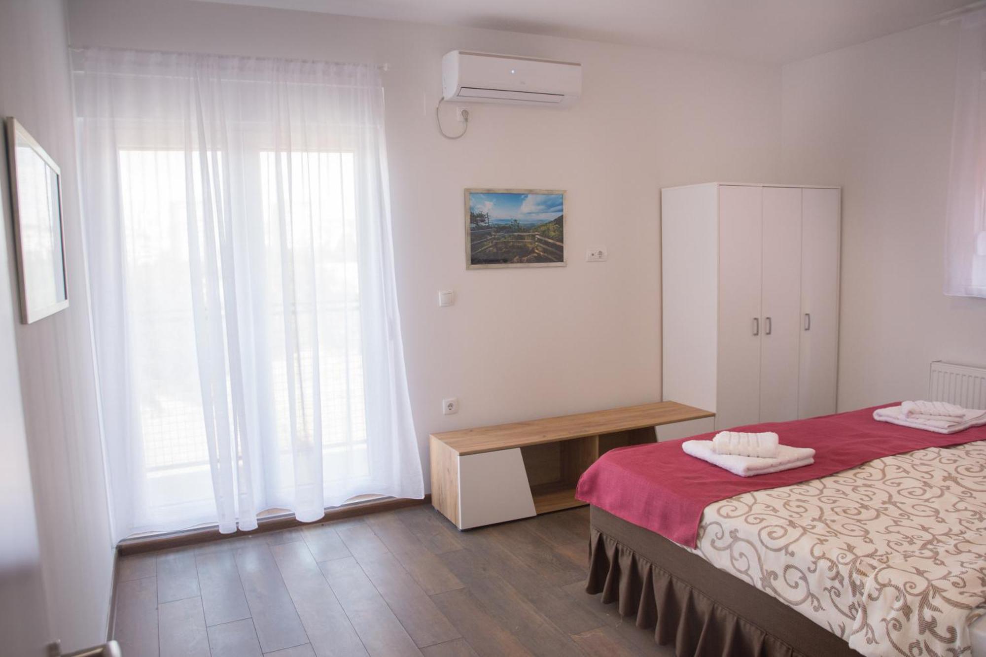 Magenta Aparthotel *